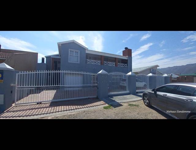 4 BEDROOM PROPERTY TO RENT IN GUSTROUW